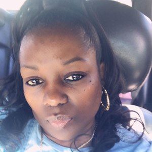 Meet your Posher, Mina